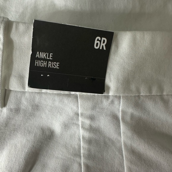 Women’s express White ankle High-Waisted Pants 6R ID 6061 - Picture 4 of 6